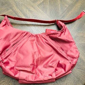NWT Transience hammock deep rose nylon puffa bag